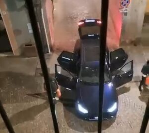 Casale: le immagini dell’assalto alla gioielleria di via Saffi