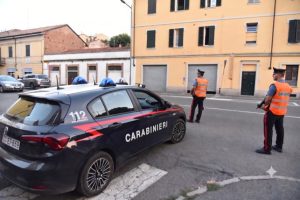 Tortona, controlli straordinari dei Carabinieri: un arresto e quattro segnalati per droga