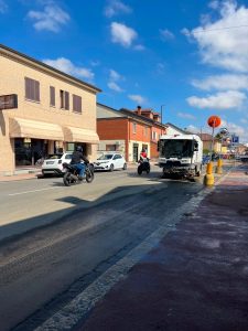 Spinetta, il rio Lovassina crea nuovi problemi: ripulita via Genova