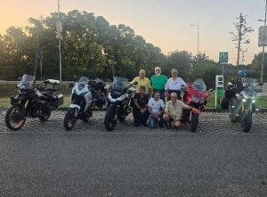 Castellazzo, in moto in Ucraina: “La pace viaggia sulle due ruote”